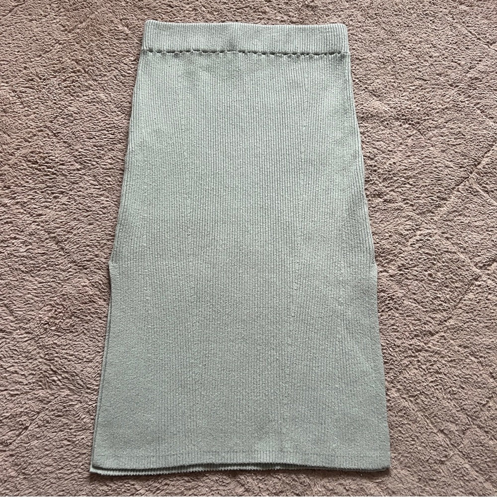 Abercrombie & Fitch Ribbed Side Slit Stretchy Midi Skirt Preppy Minimalist Sz S‎